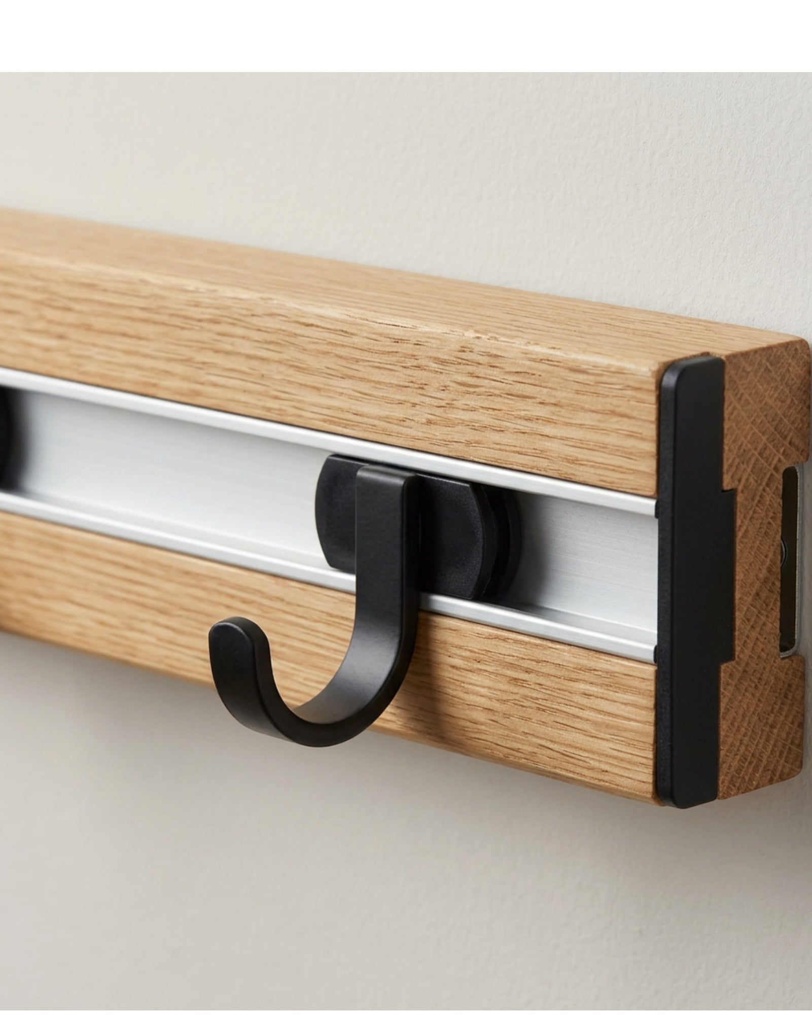 Hjvkn Three Sliding Hook Wall Rail Oak Black - Detail view